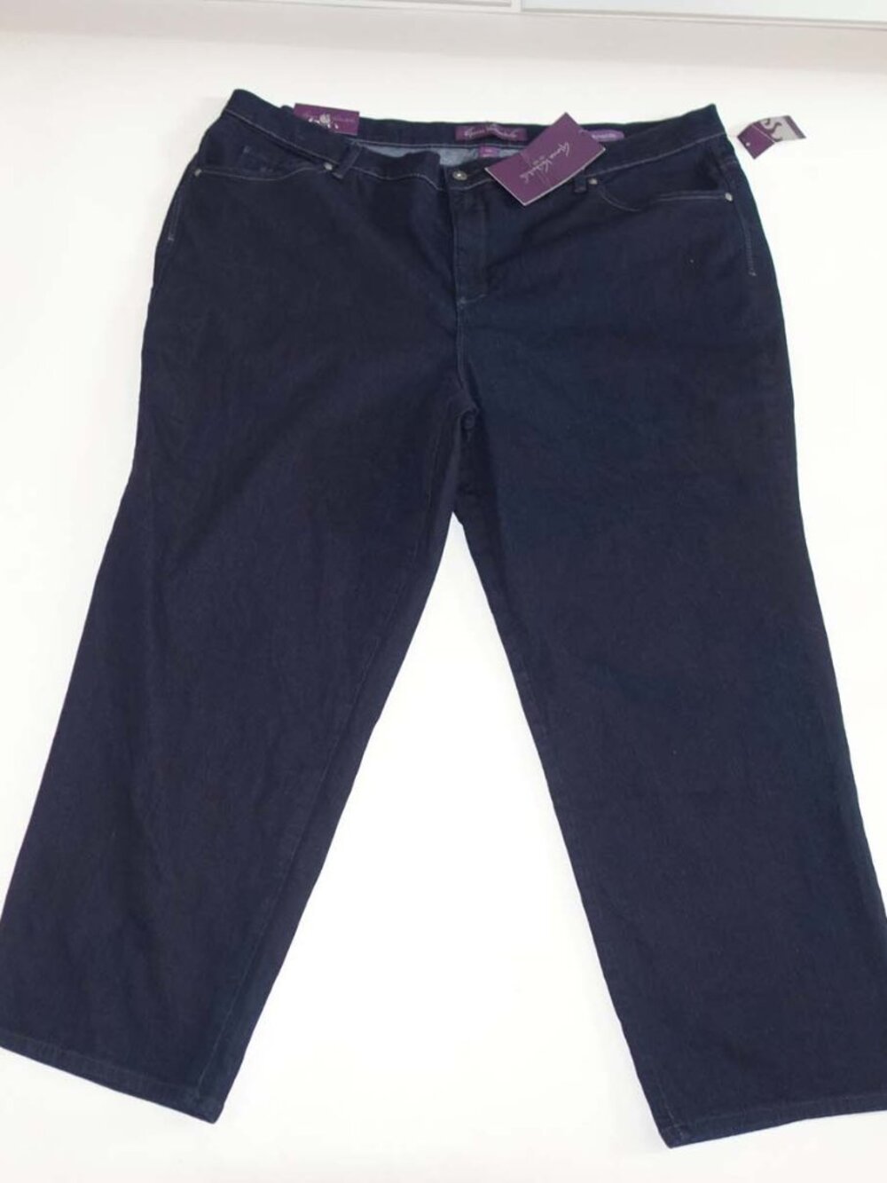 Gloria Vanderbilt Women's Amanda Classic Fit Tapered Jeans Size 24W Short NWT
